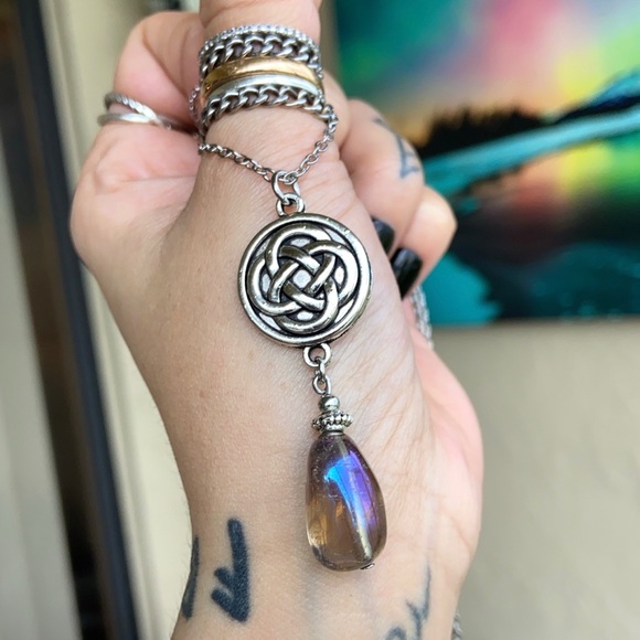 Silverskylight Jewelry - Celtic knot charm & titanium aura crystal